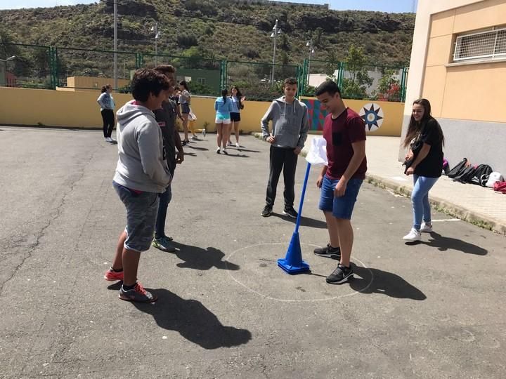 Alumnos del IES Valle de Los Nueve viajan a África