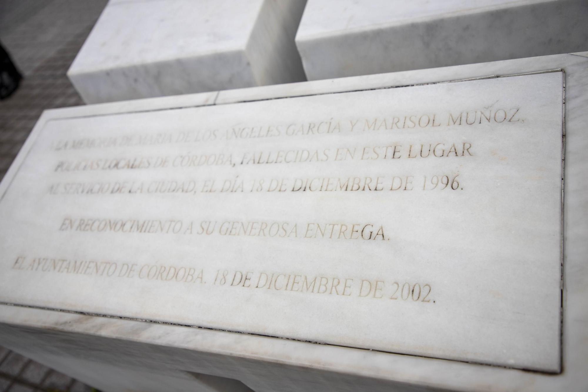 Córdoba recuerda a las dos policías locales asesinadas en 1996