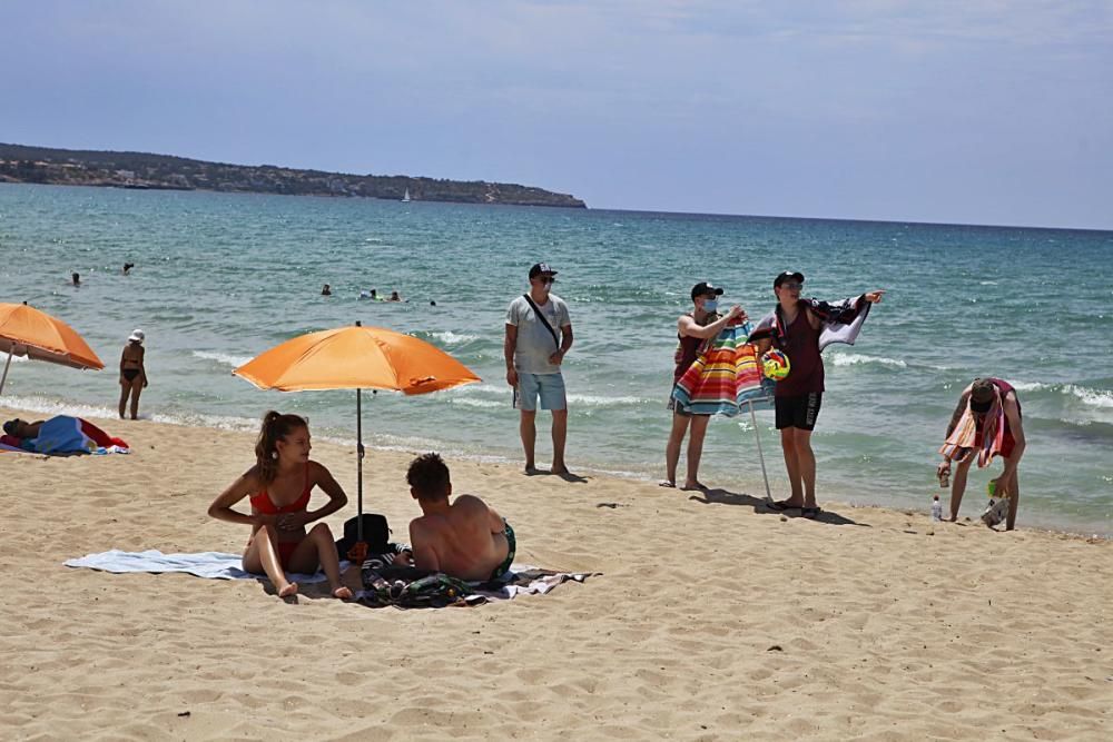 Seit Montag (13.7.) gilt auf den Balearen eine verschärfte Maskenpflicht. Pool, Strand und Strandpromenade sind ausgenommen. Auch Raucher können aufatmen