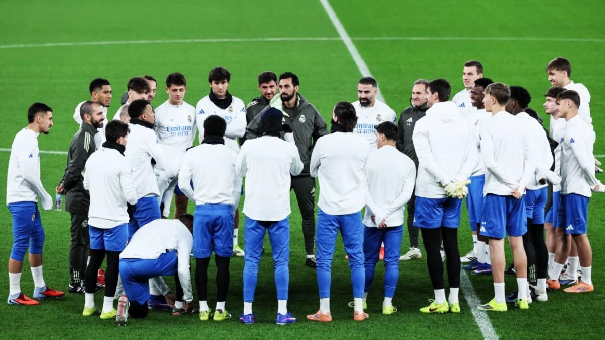 Arbeloa, en titulares: "No dudo del compromiso de mis jugadores"