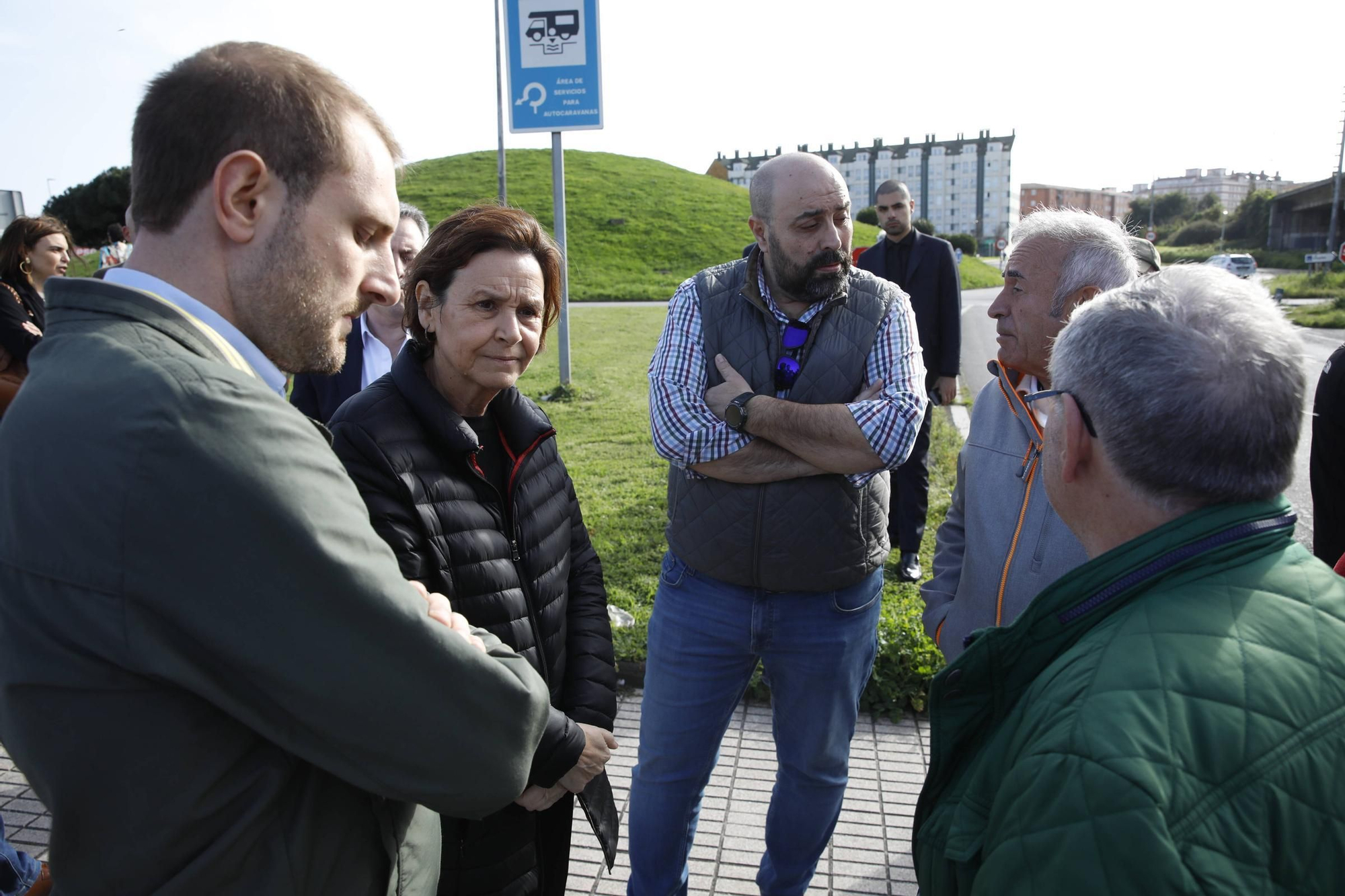 Gijón inicia las movilizaciones tras el enésimo fiasco con el vial de Jove