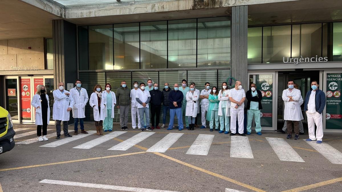 Imagen de archivo de una protesta en la puerta de Urgencias del hospital de Dénia