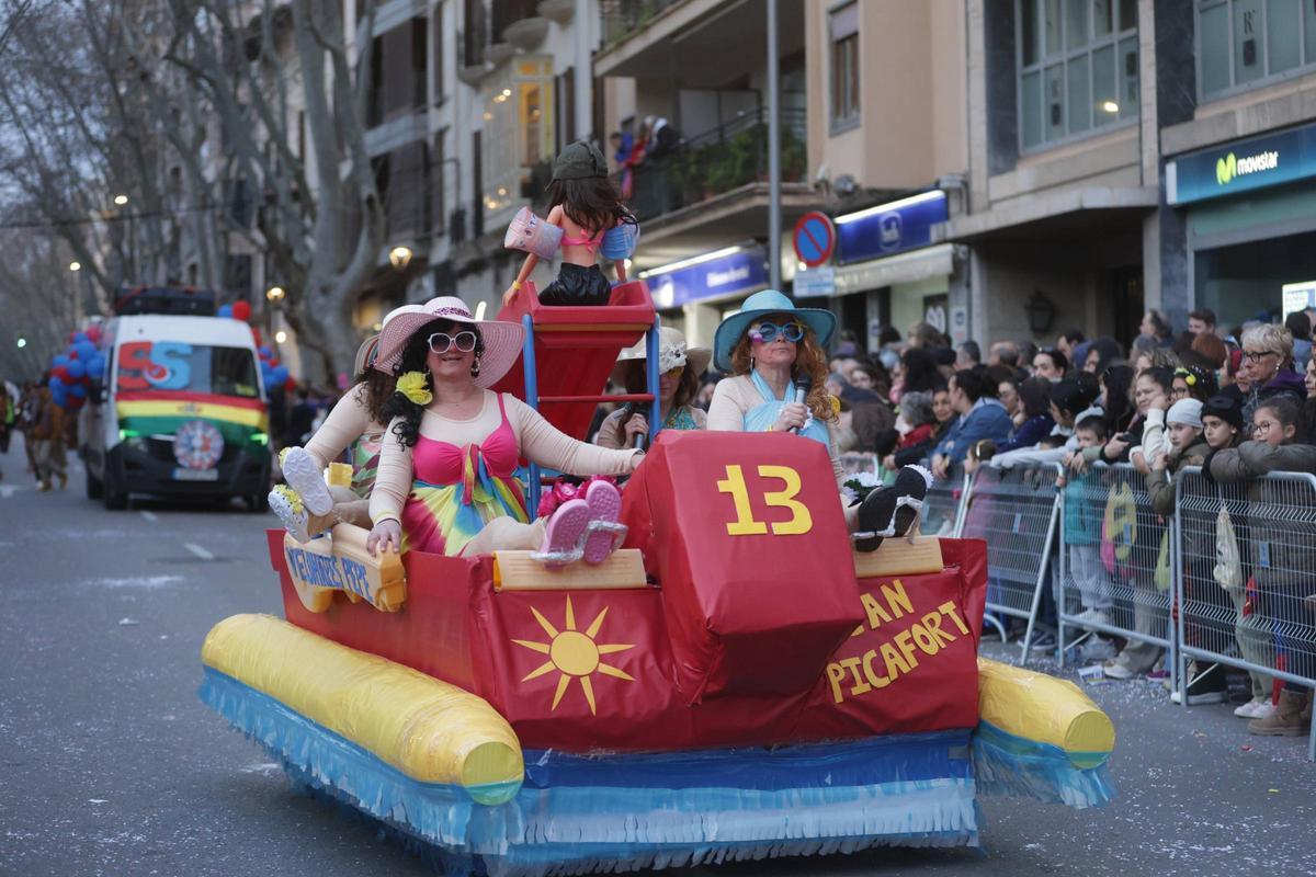 Sa Rua 2026: El espíritu del carnaval se impone en Palma