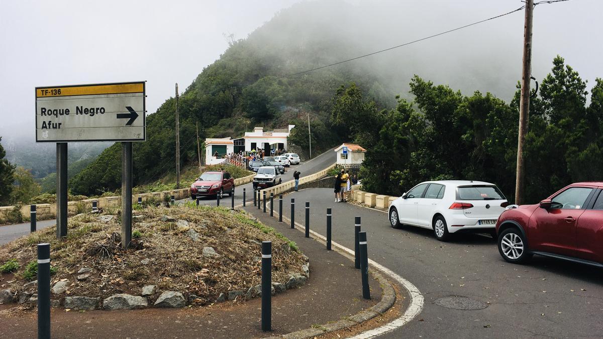 Entrada a los caseríos de Roque Negro y Afur, en el interior de Anaga.