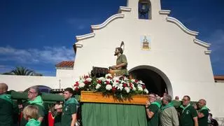 Elche se vuelca con San Crispín