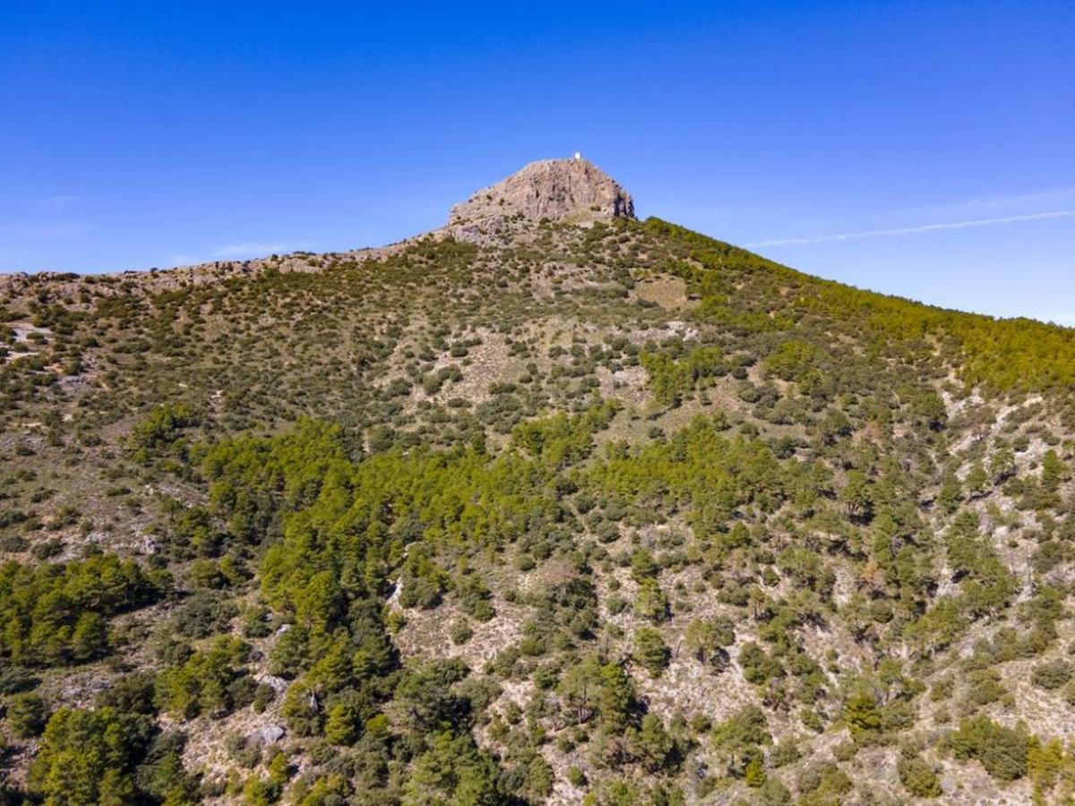 Monumento natural de Piedra Lobera, Lúcar