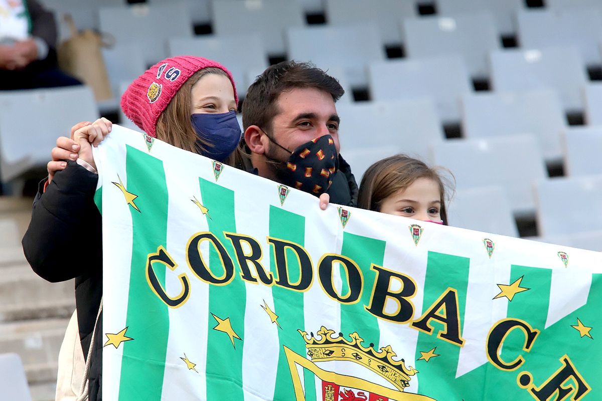 Córdoba CF - Xerez DFC: Las imágenes de la afición en el Arcángel