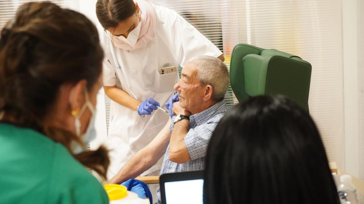 Cuarta vacuna en las residencias de Zamora.