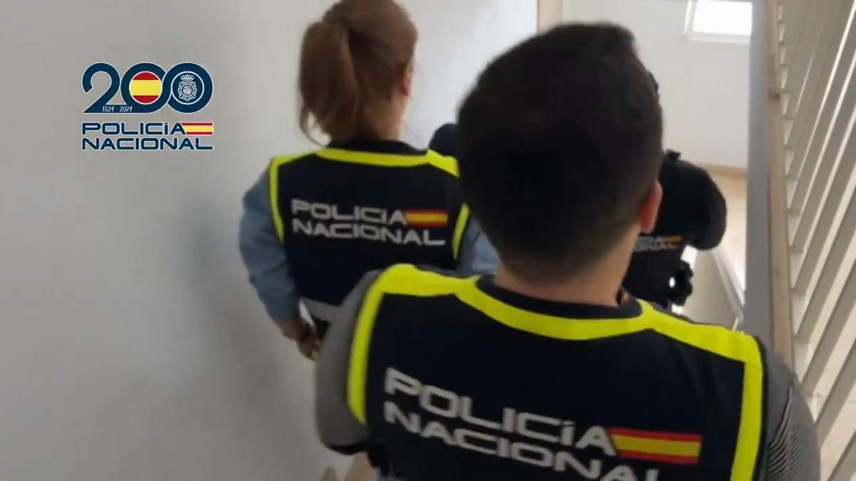 Vídeo: Dos detenidos por la sustracción de millones de registros confidenciales mediante ataques cibernéticos de datos