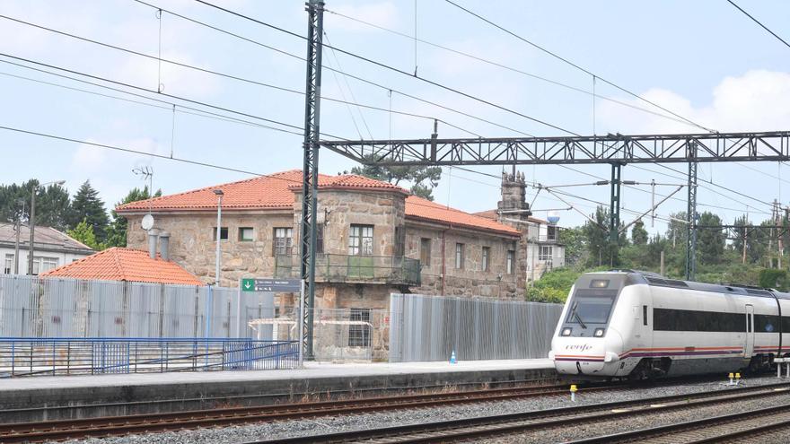Uxes, una pequeña estación en auge