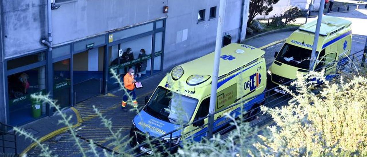 Entrada de Urgencias del Hospital Montecelo. // RAFA VÁZQUEZ