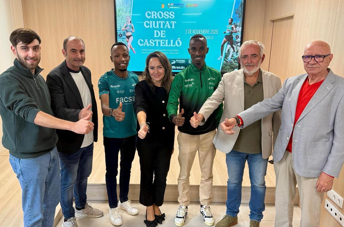 La concejala de Deportes de Castelló, Maica Hurtado, ejerció de anfitriona durante la presentación oficial del Cross Ciutat de Castelló.