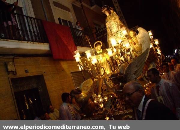 Vila-real honra a la Virgen del Rosario