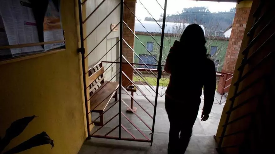 Mujer y víctima de maltrato: el perfil de las adicciones