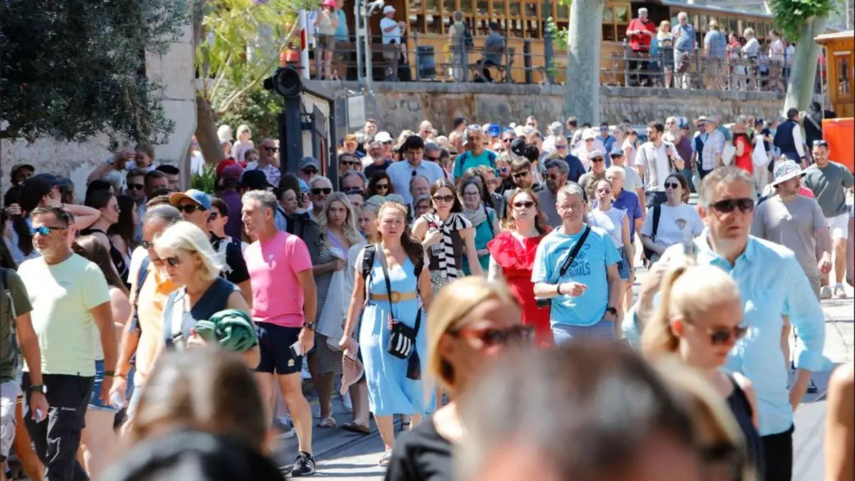 Nicht nur auf Mallorca: Wie Europas Urlauberhotspots sich gegen den Massentourismus zur Wehr setzen