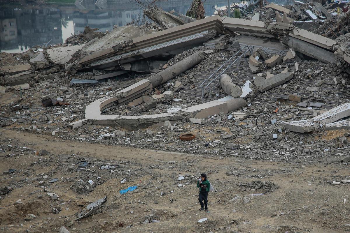 "Callar davant el genocidi de Gaza vol dir complicitat" "Callar davant el genocidi de Gaza vol dir complicitat"