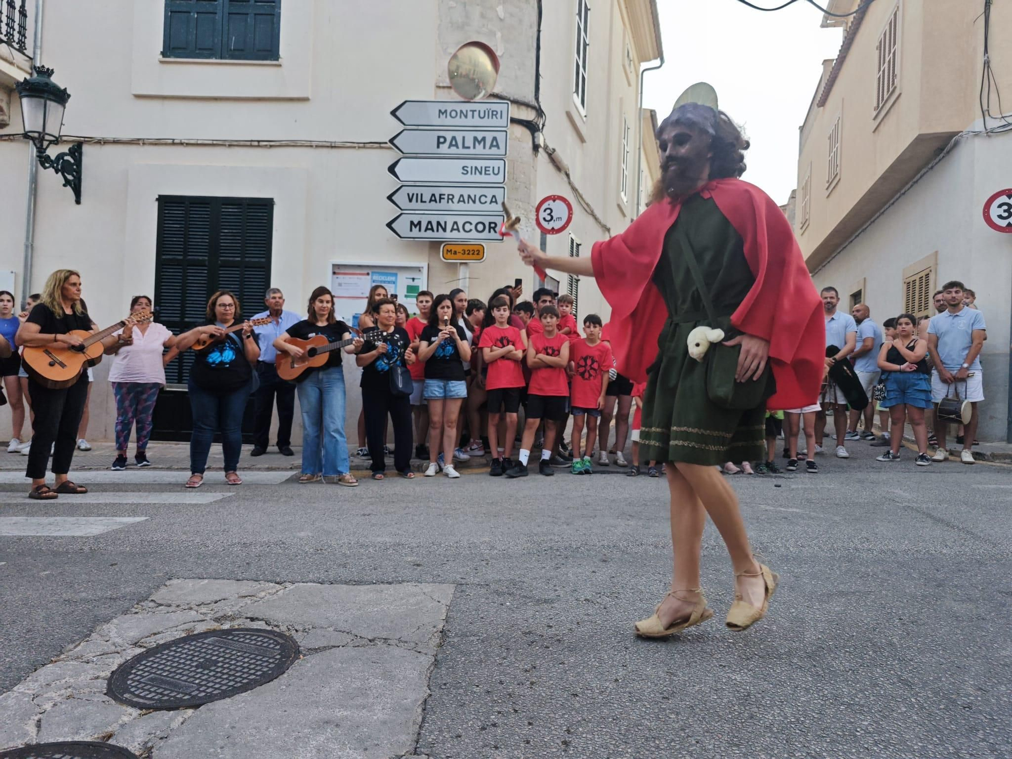 FOTOS | Las imágenes de Sant Joan 2025 en los pueblos de Mallorca