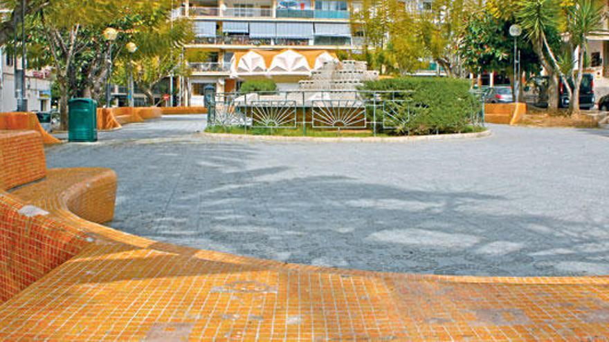 Panorámica de la conocida ´plaza naranja´ de s´Arenal de Llucmajor.