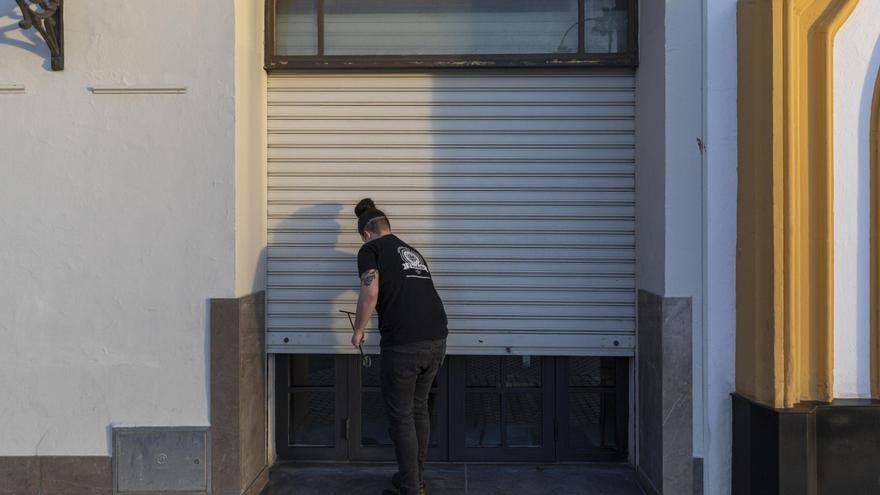 El Covid se llevó por delante 204.000 empresas y 323.000 autónomos hasta final del verano, según el INE