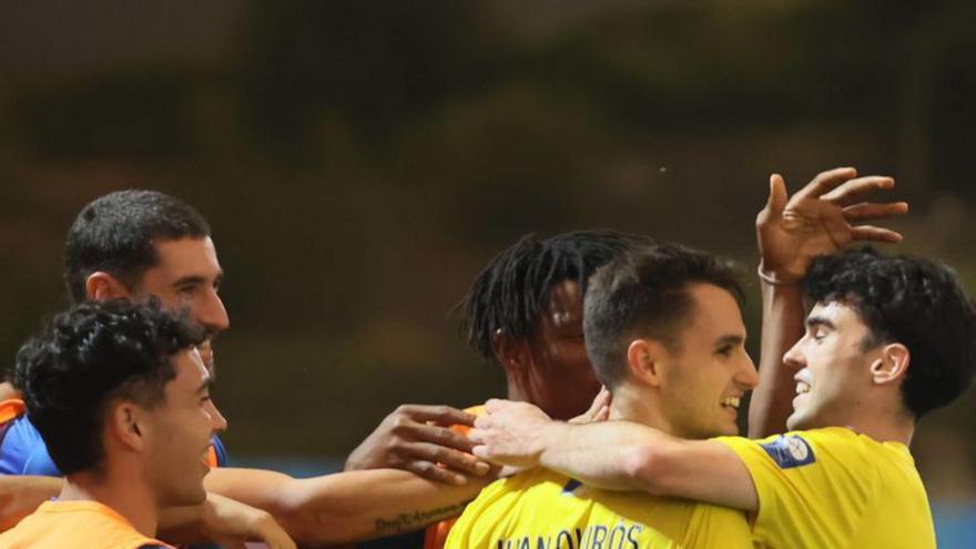 El Mosconia supera con claridad al Ceares