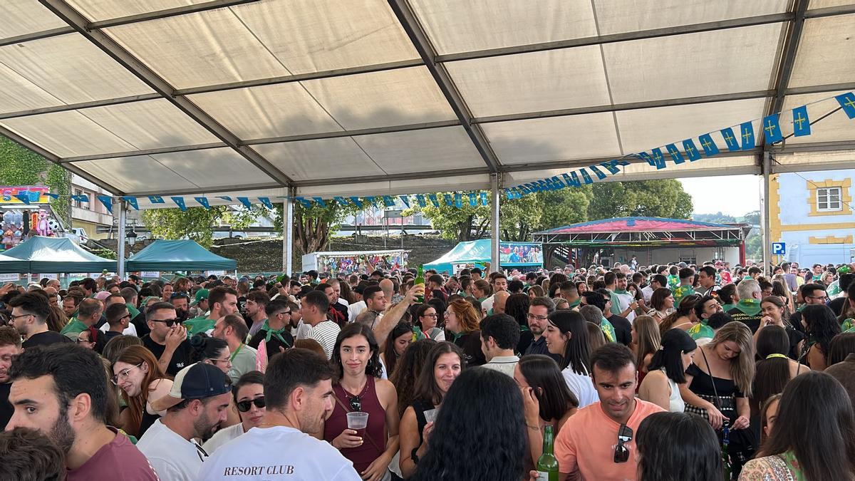 En imágenes: Navia celebra su Festival de la Sidra, el primero bajo el título de fiesta de interés turístico En imágenes: Navia celebra su Festival de la Sidra, el primero bajo el título de fiesta de interés turístico