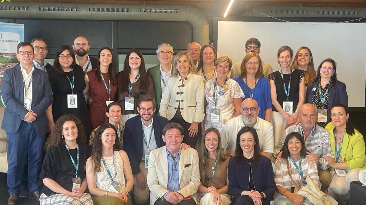 Participantes en la reunión de la Sociedad Asturiana de Reumatología (SARE).
