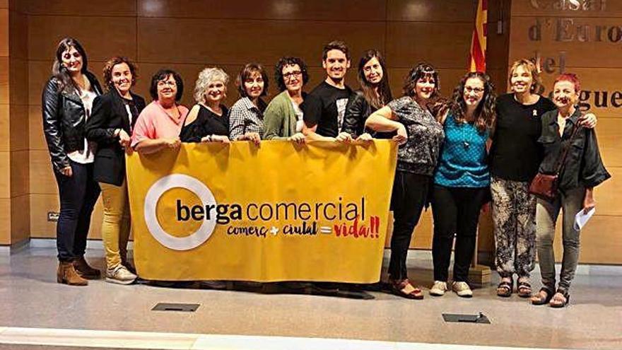 Membres de la junta de Berga Comercial després de la presentació dels resultats de l&#039;enquesta