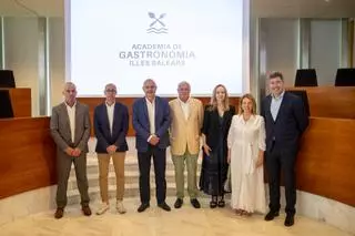 La Academia gastronómica balear se presenta en Ibiza: "La gastronomía del archipiélago está en peligro"