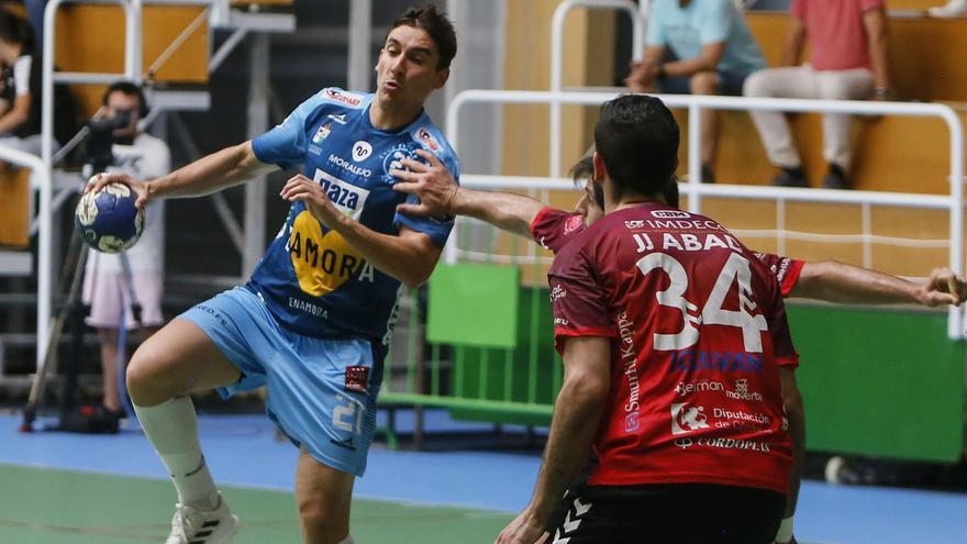 Pancho Bellia también seguirá en el proyecto del Balonmano Zamora para la temporada 22-23