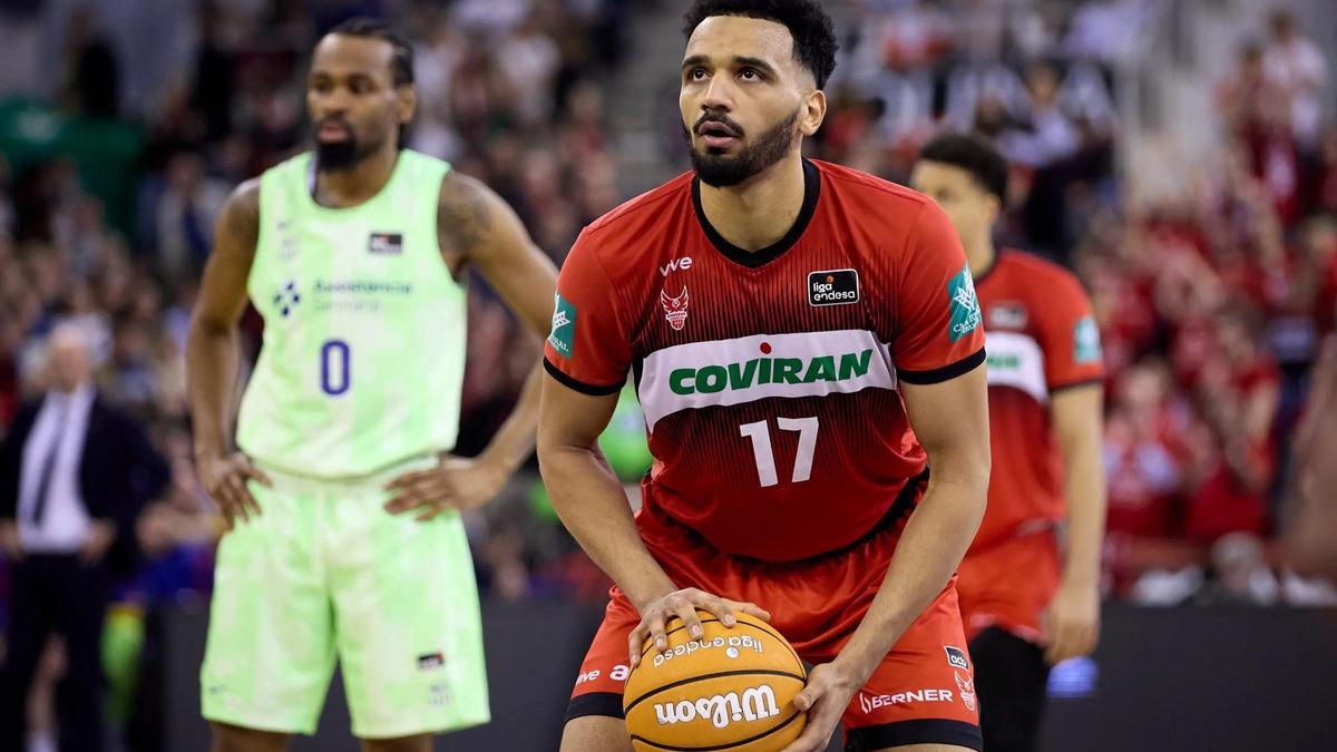 Amine Noua podría ser compañero de Kevin Punter en el Barça la próxima temporada