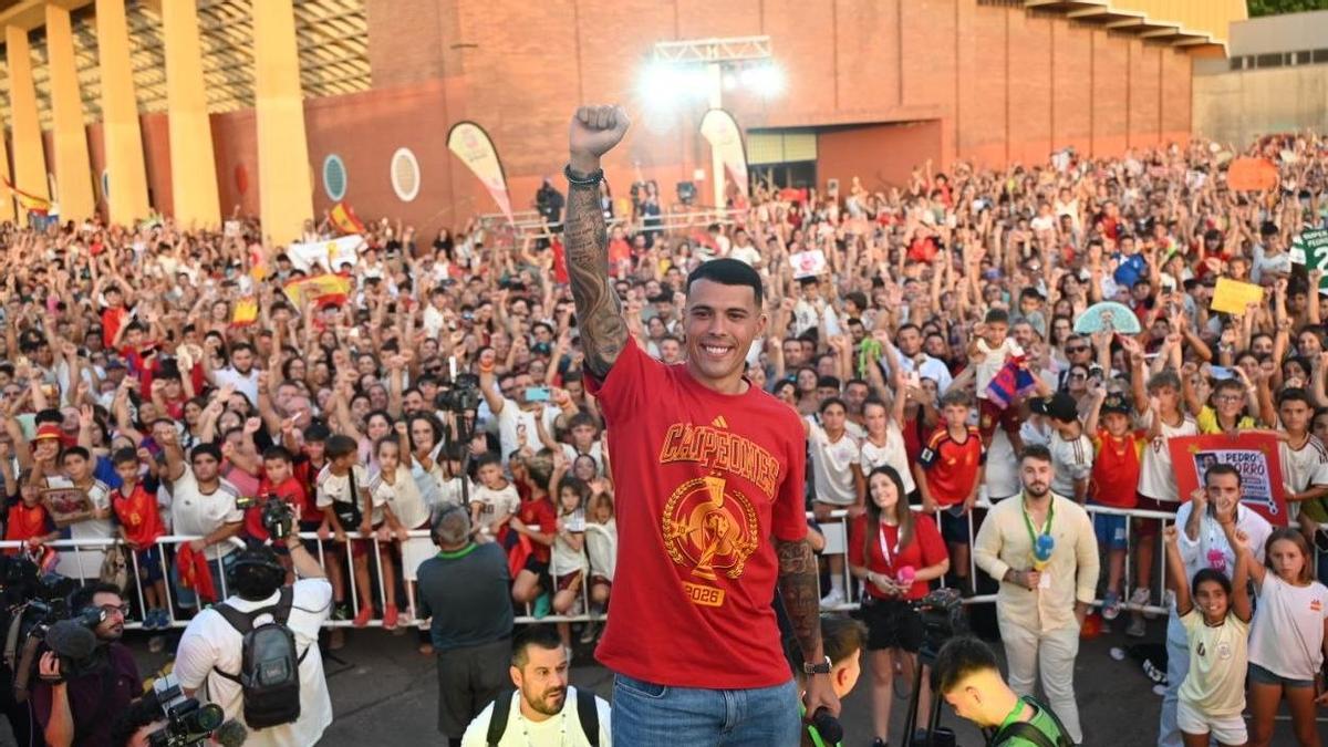 Don Benito vive una jornada inolvidable recibiendo a Pedro Porro
