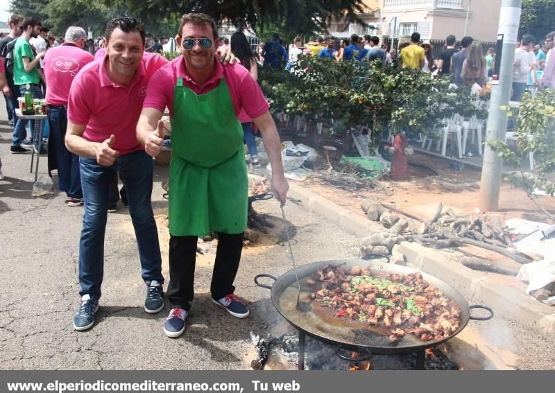 Nules se vuelca con la fiesta de las paellas