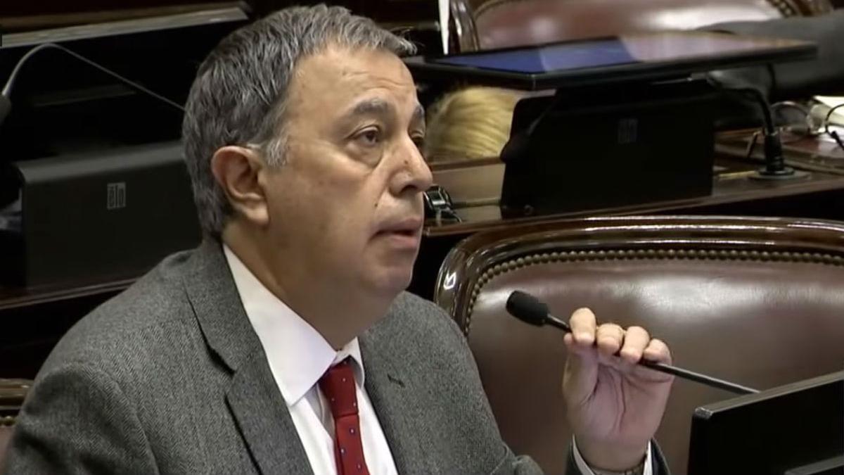 Rodolfo Urtubey, durante su intervención en el debate de la ley del aborto en el Senado argentino.