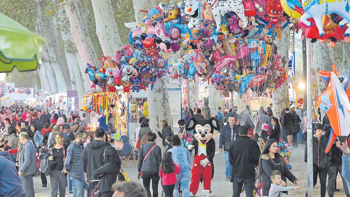 El parc de la Devesa es tornarà a omplir d’atraccions i de gent