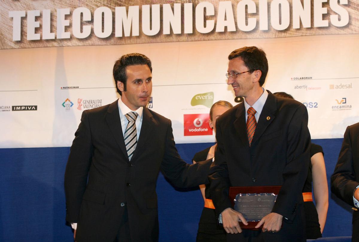 Primer Decano, Adolfo Montalvo (derecha) y Decano actual Sergio Riolobos (Izquierda)