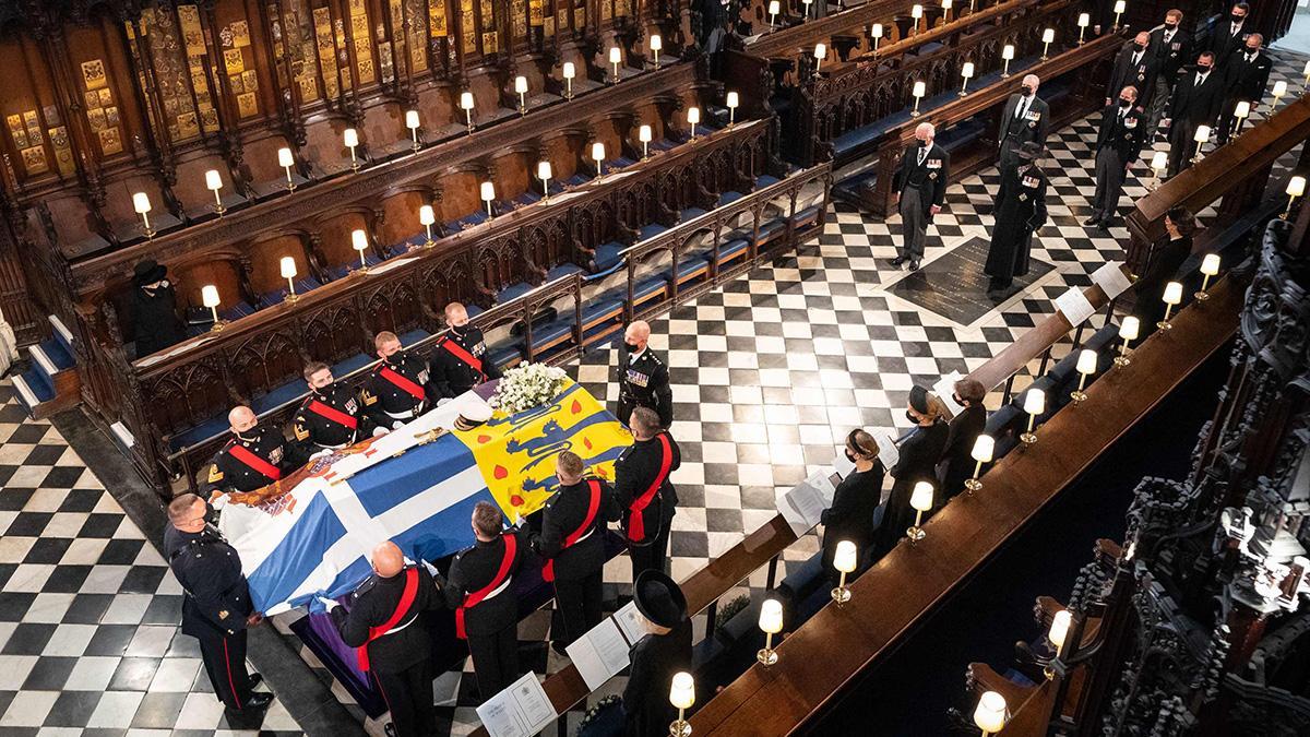 La familia real británica despide en Windsor al duque de Edimburgo