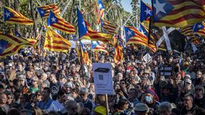L’Audiència de Barcelona amnistia 35 processats pels preparatius de l’1-O