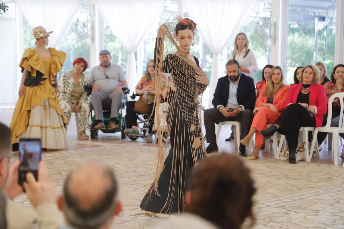 Desfile benéfico de moda flamenca a beneficio de Acodem Desfile benéfico de moda flamenca a beneficio de Acodem