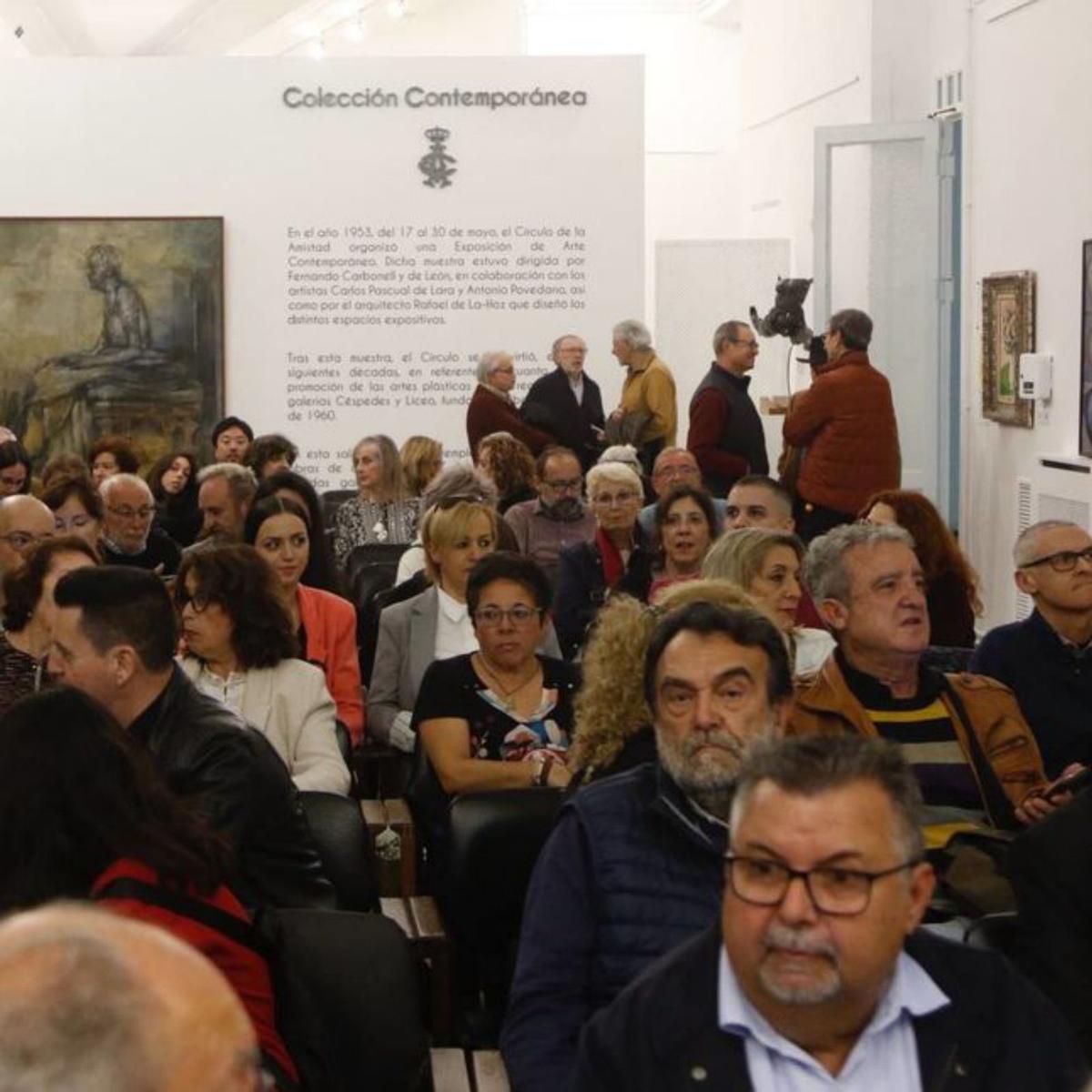 Asistentes a la presentación.