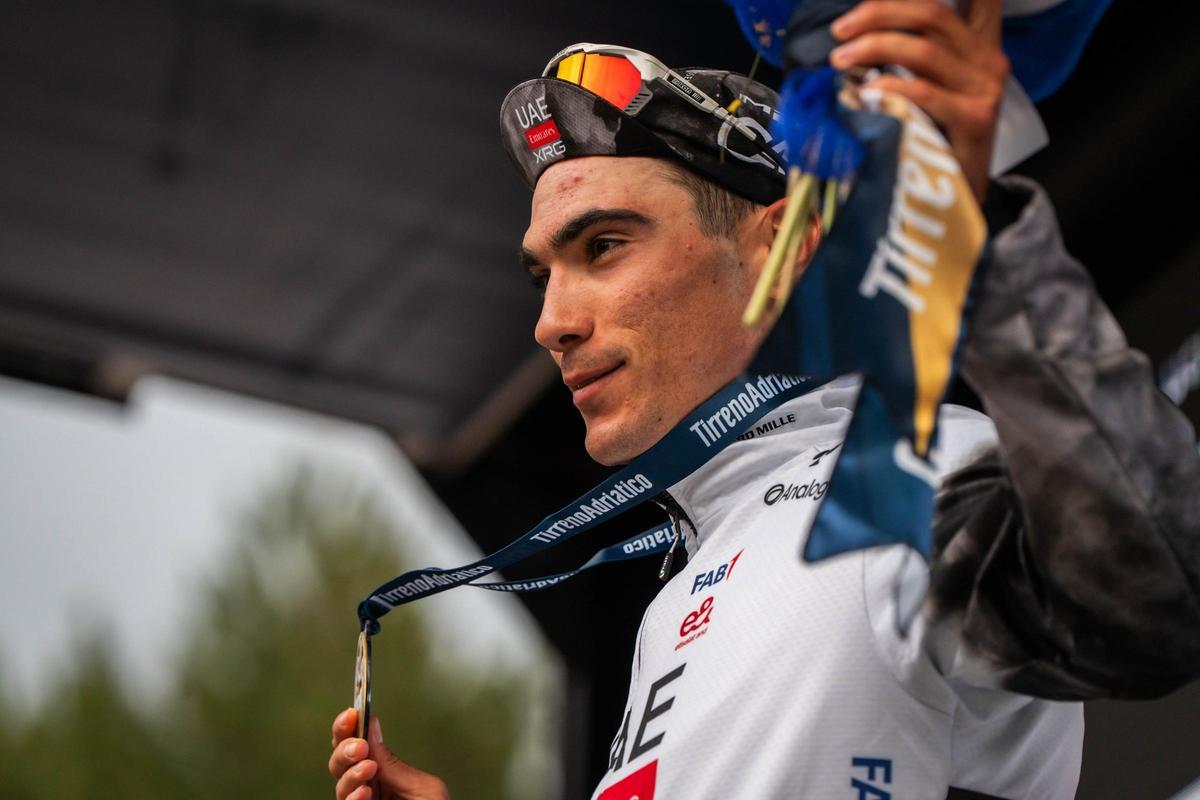 Juan Ayuso, en la Tirreno-Adriático.