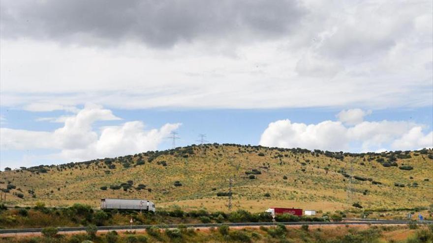 Gas Fenosa formaliza el primer parque eólico de Extremadura en la sierra Merengue