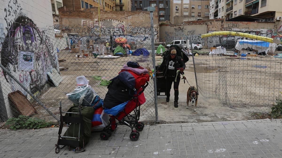 zentauroepp43544578 barcelona 30 05 2018 sociedad desalojo campamento sin techo 180530104457