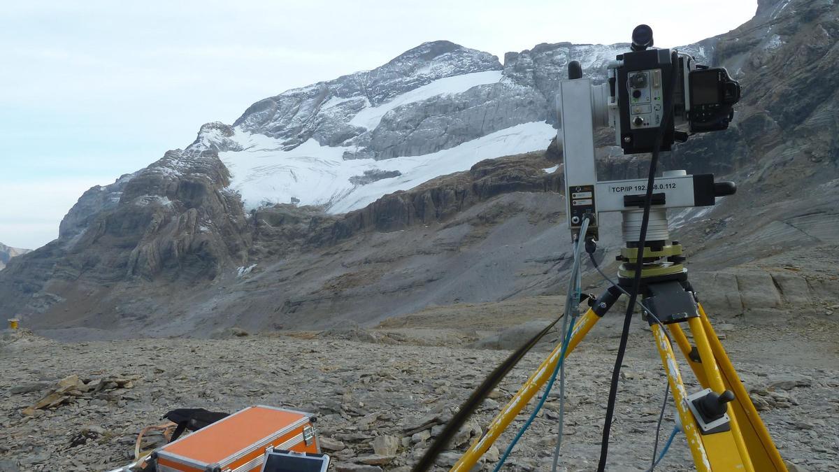 El glaciar de Monte Perdido, en el Pirineo aragonés, en una imagen de archivo.