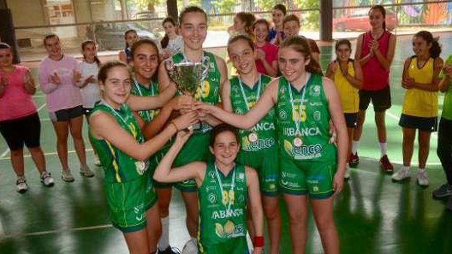 Las campeonas de la Copa Federación. // Rafa Vázquez