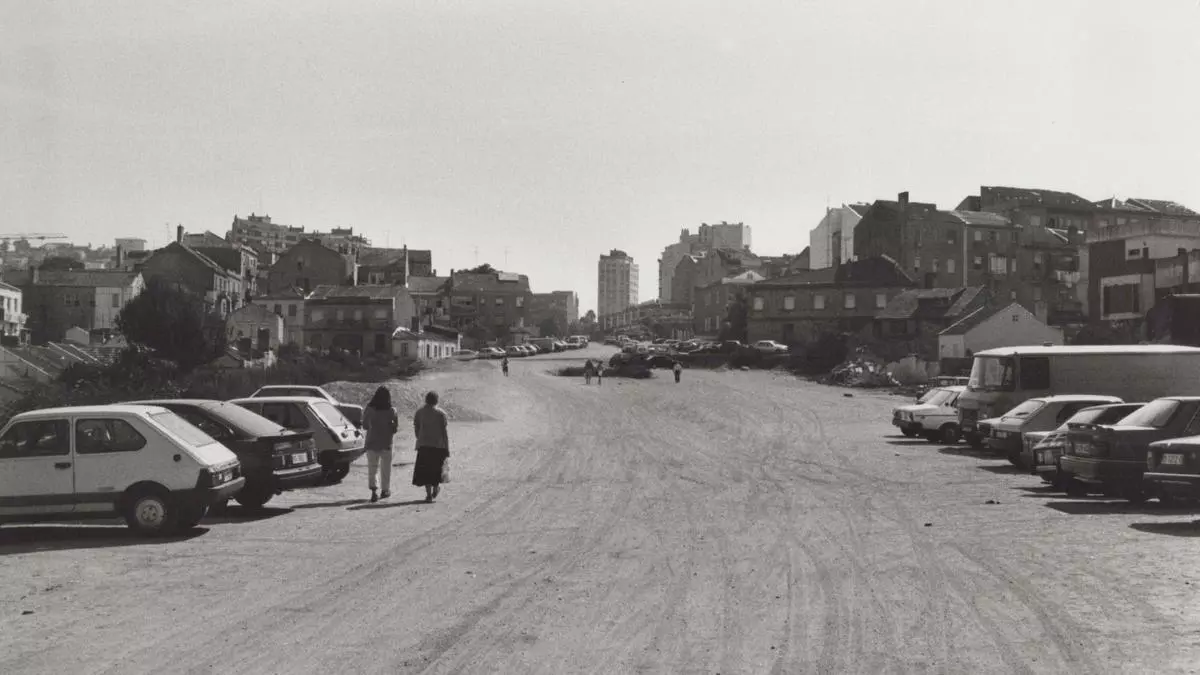El renacer de Jenaro de la Fuente: 35 años de las obras que humanizaron la calle viguesa
