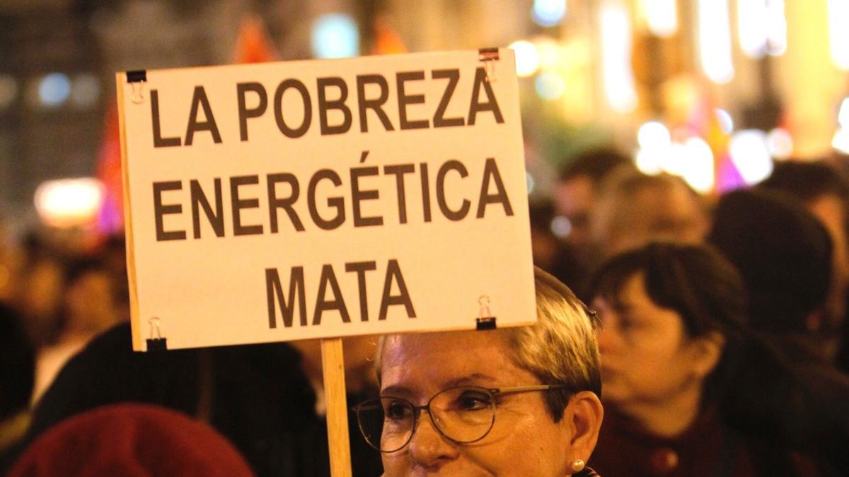 Manifetacion por unas pensiones dignas y contra la pobreza energetica