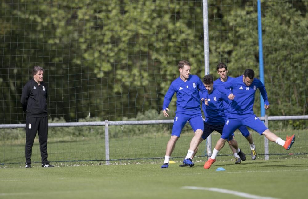 Primer día de Egea en el Oviedo tras su vuelta.