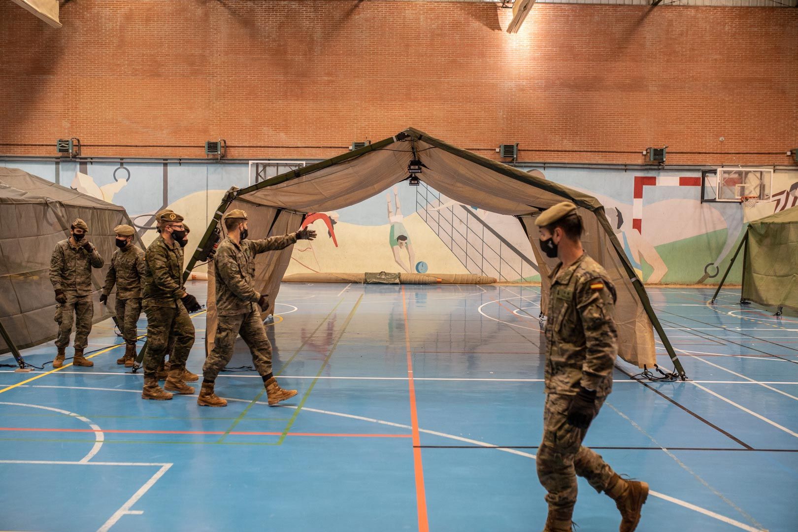 GALERÍA| Preparativos del cribado de Santa Elena en la ciudad deportiva, en Zamora capital