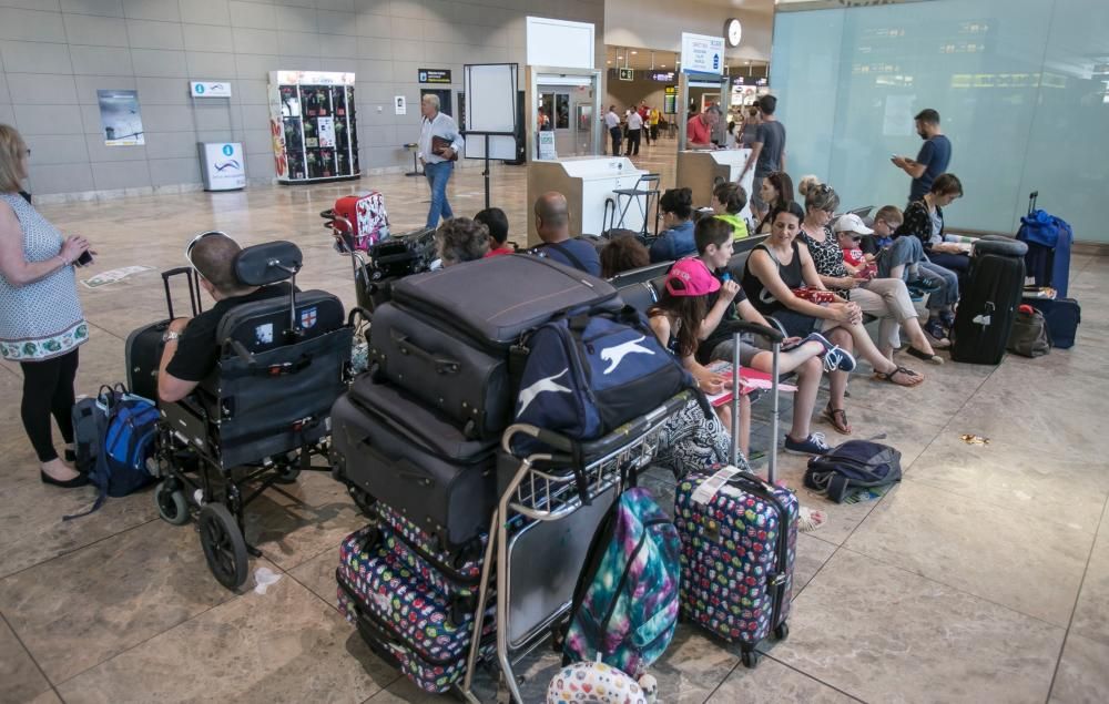 Jornada histórica en el aeropuerto de Alicante-Elc