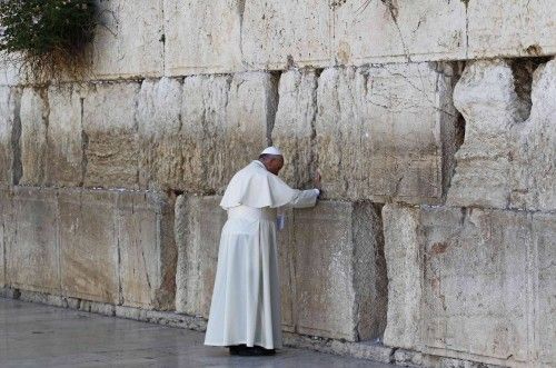 El Papa Francisco visita el Muro de las Lamentaciones y el Museo del Holocausto.